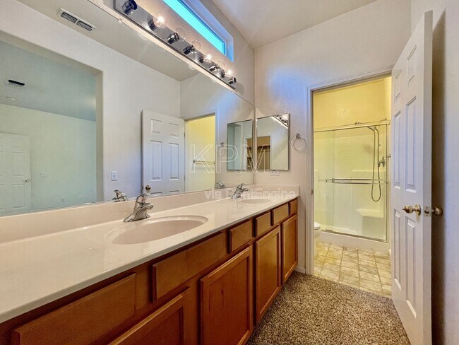 Building Photo - 3908 Lembert Dome Ct