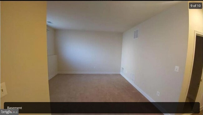Building Photo - 511 Pelican Ave