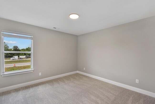 Building Photo - 622 Rapp Dr