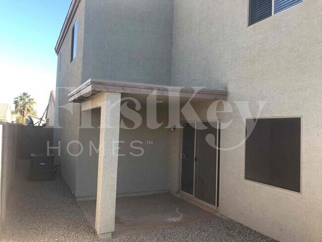 Building Photo - 8334 W Hughes Dr