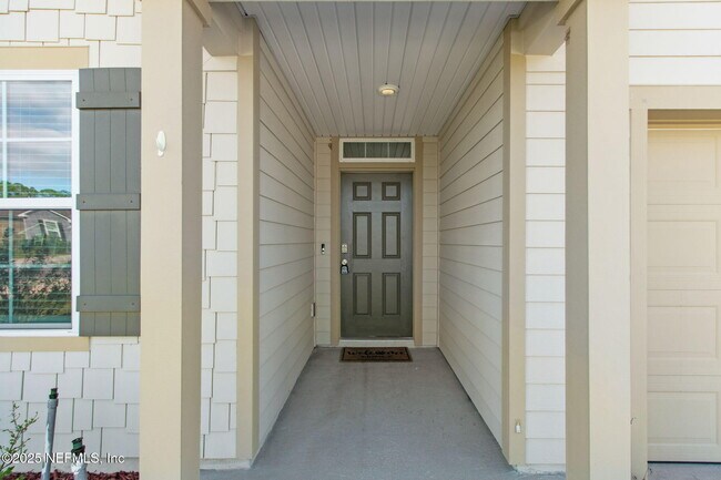 Building Photo - 65445 River Glen Pkwy