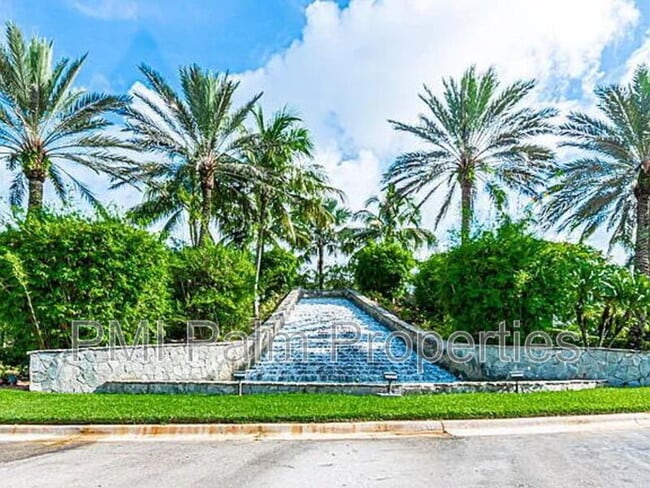 Building Photo - 9773 Bowline Dr