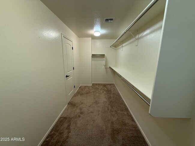 Building Photo - 12038 W Briles Rd