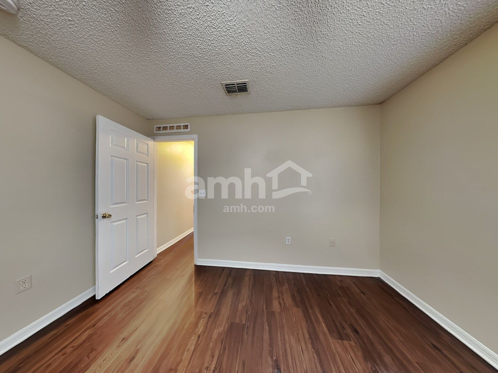 Building Photo - 7187 Rutland Ct