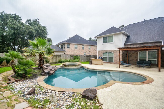Building Photo - 22303 Bridgehaven Dr
