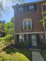 Building Photo - 13550 Deerwater Dr
