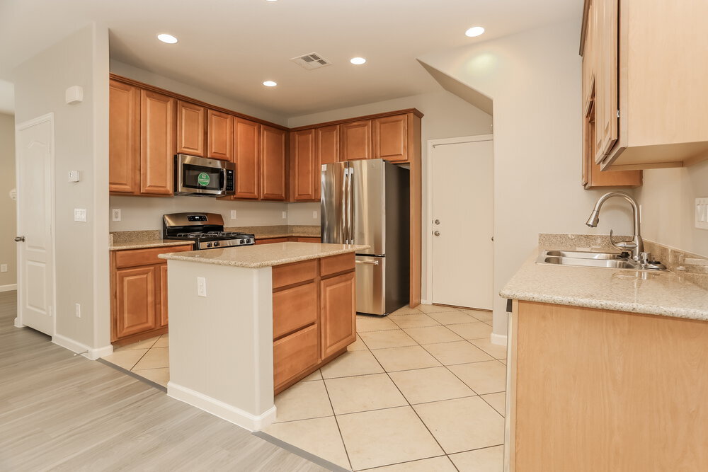 Building Photo - 9308 Euphoria Rose Ave