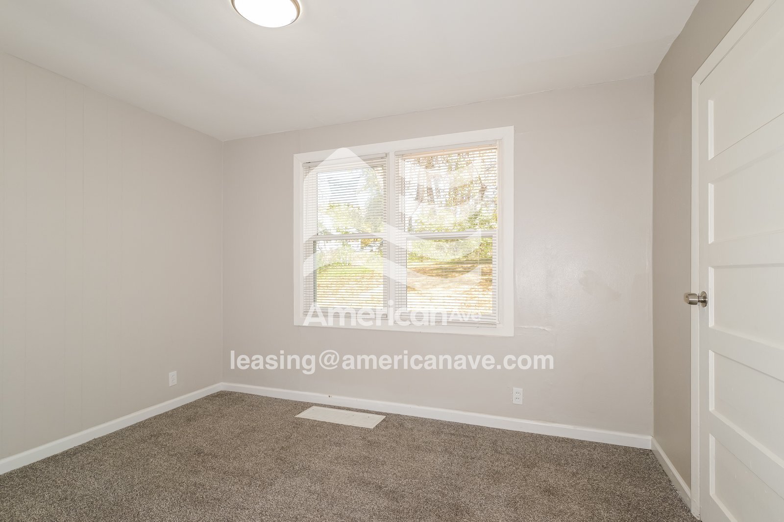 Building Photo - 111 Scott Ave