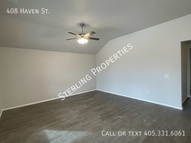 Building Photo - 408 Haven St
