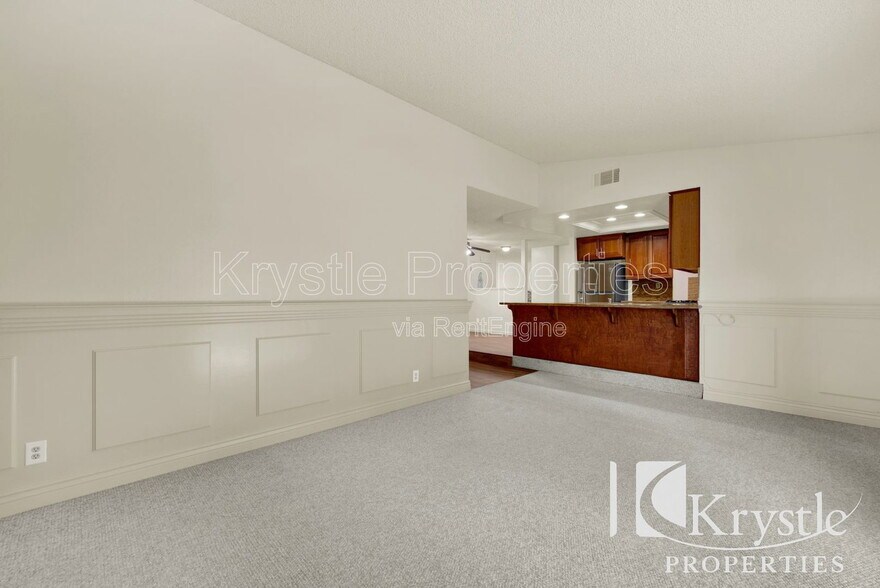 Building Photo - 115 Daffodil Cir