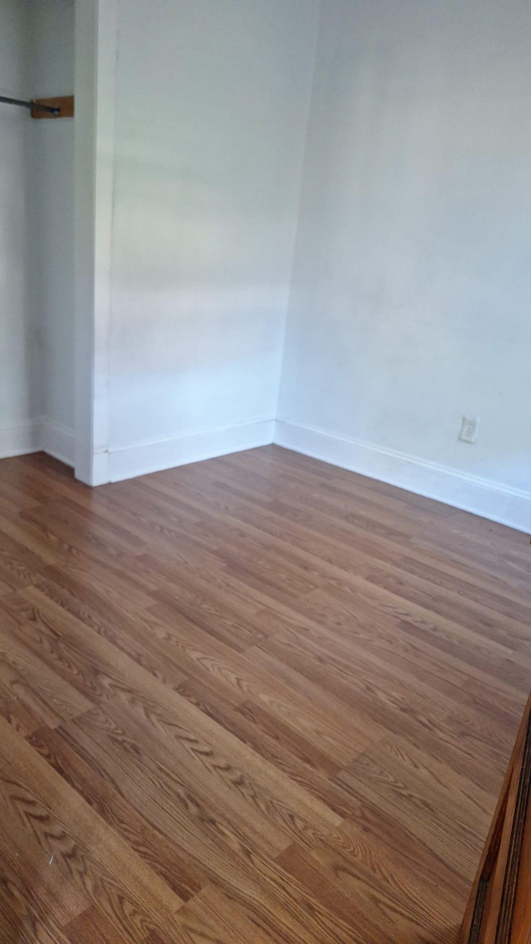 Living Room - 2150 N Keystone Ave