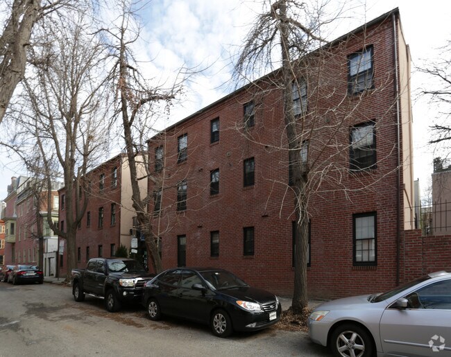 Primary Photo - 415 S Van Pelt St