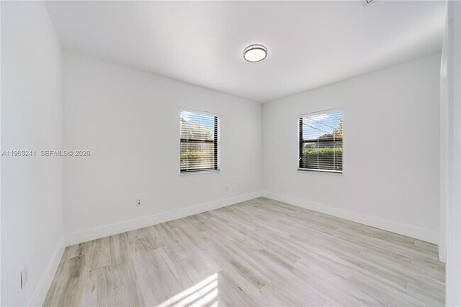 Building Photo - 6060 SW 16th Terrace