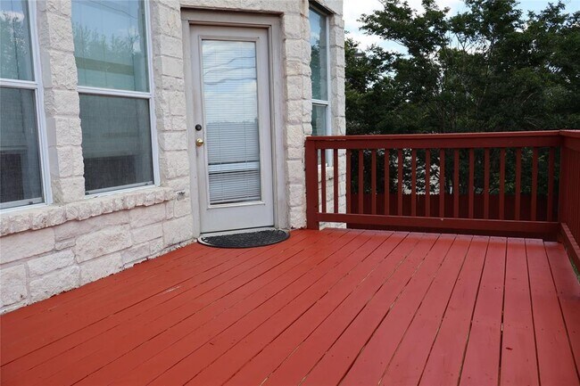 Building Photo - 2403 Vestavia Ridge Ln