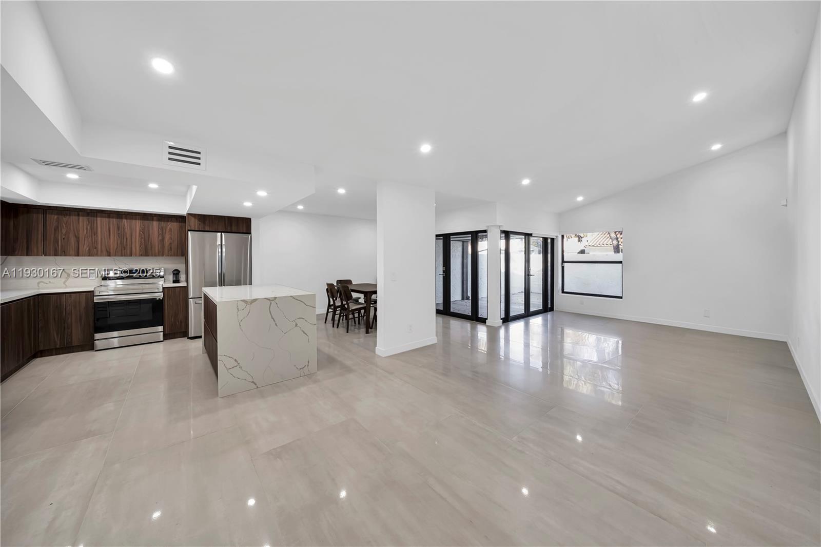 Building Photo - 13401 SW 113th Ter