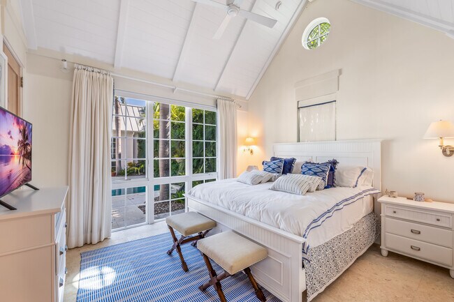 Building Photo - 2310 23rd St W