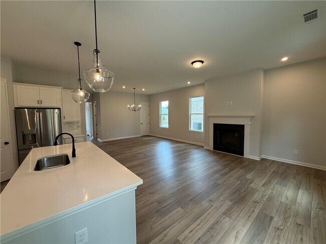 Building Photo - 3235-3235 Willow Glade Trl