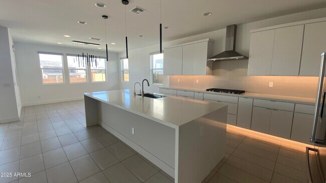 Building Photo - 7429 W Bent Tree Dr