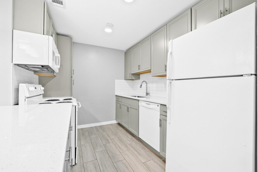 Building Photo - 4325 Aegean Dr