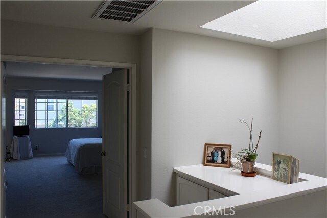 Building Photo - 2300 Maple Ave