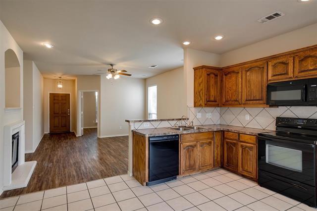 Building Photo - 10860 Hawks Landing Rd