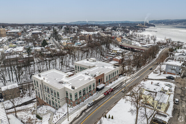 Aerial Photo - 645 Main St