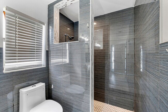 Building Photo - 11461 NW 39th St