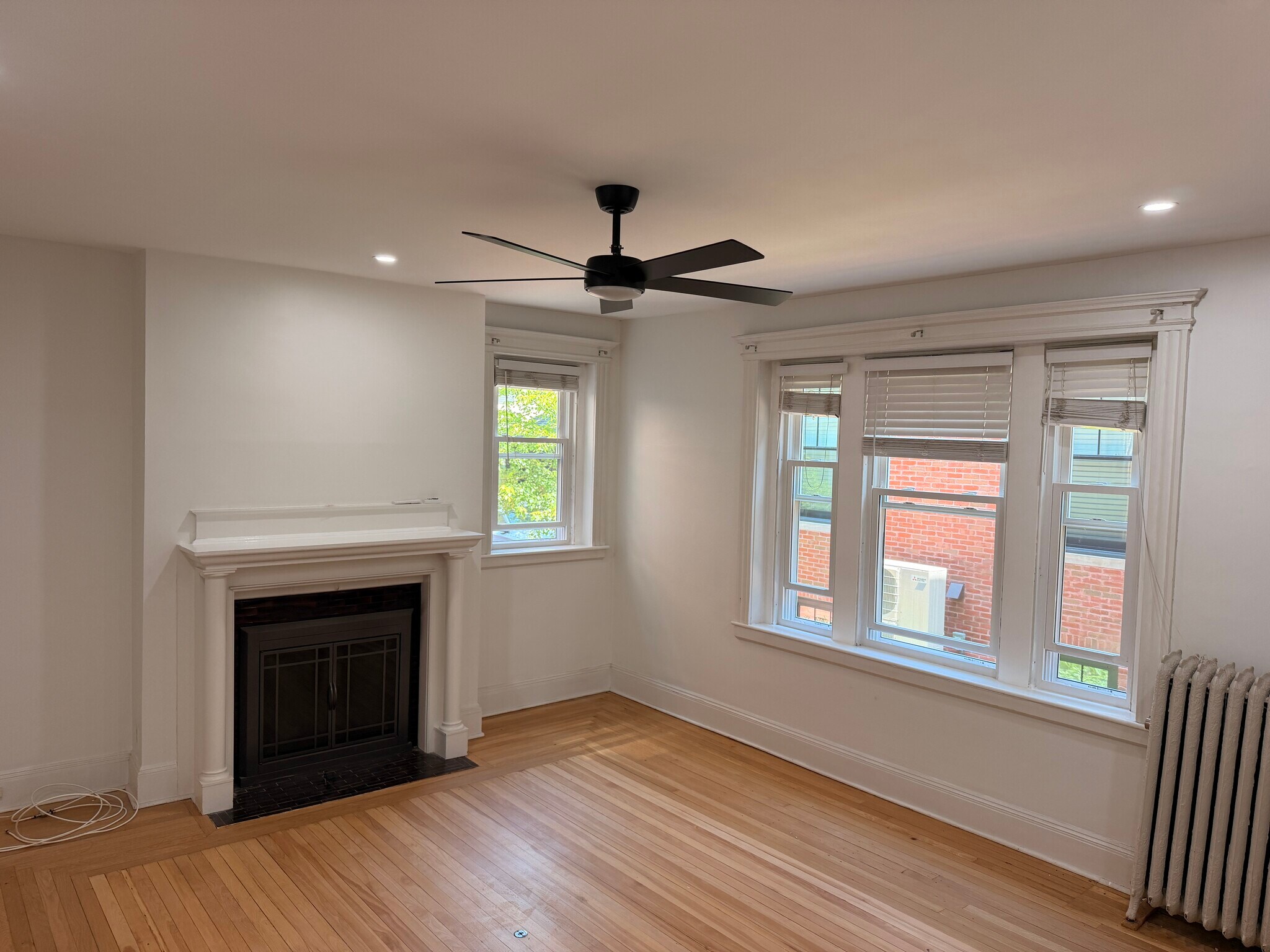 Building Photo - 1768 Beacon St