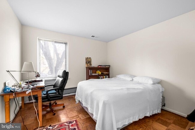 Building Photo - 103 Cross Keys Rd