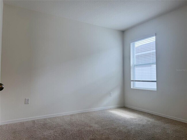 Building Photo - 1805 Rain Lily Pl