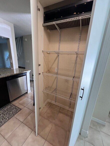 Building Photo - 16543 Lake Brigadoon Cir