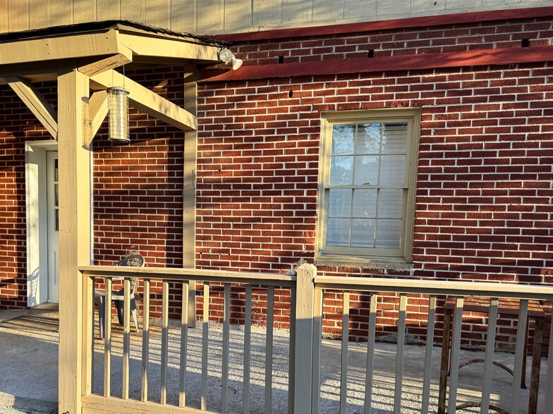 Front Entrance of Lower Level Home - 986 Level Creek Rd