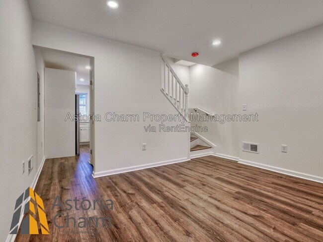Building Photo - 203 Chestnut St