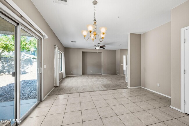 Building Photo - 1428 E Hopkins Rd