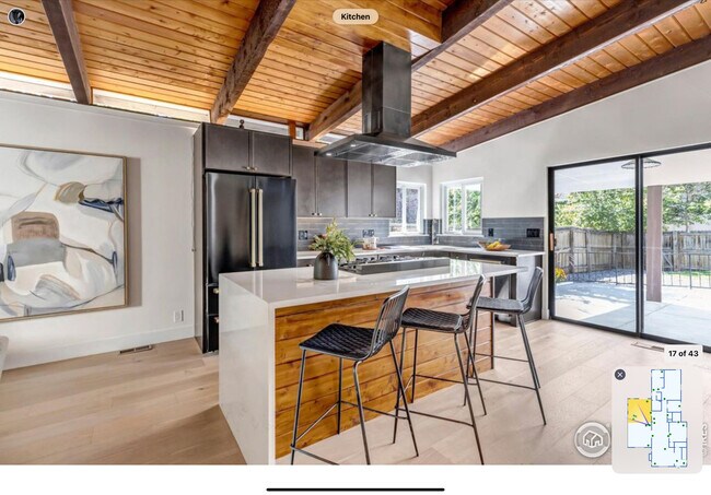 Building Photo - 2357 Grove St