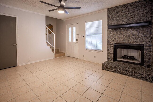 Building Photo - 7800 Northcrest Blvd