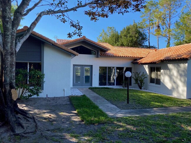 Building Photo - 7636 Swiss Fairways Ave