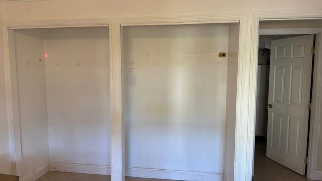 Building Photo - 14799 SW 71st Ln