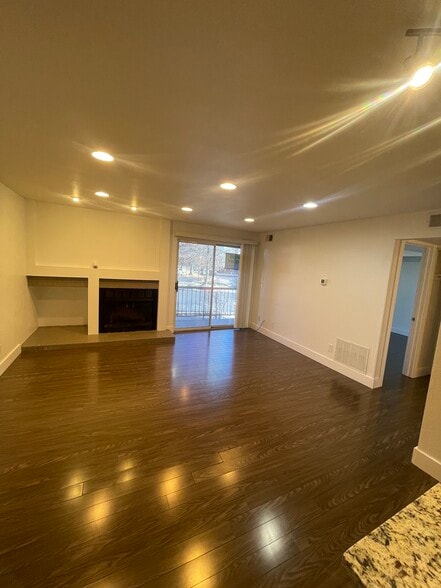 Building Photo - 4899 S Dudley St