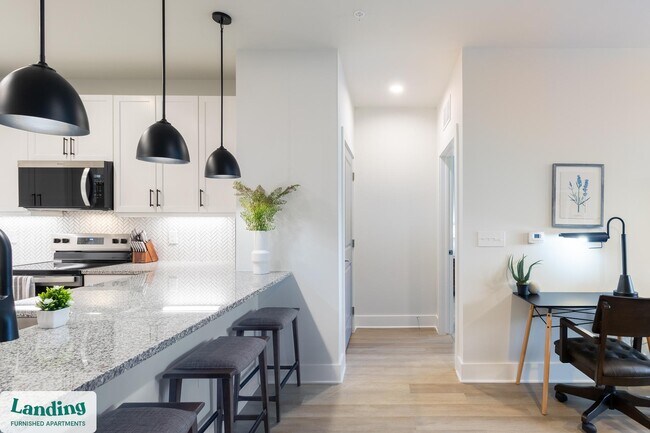 Building Photo - 435 Encore Way