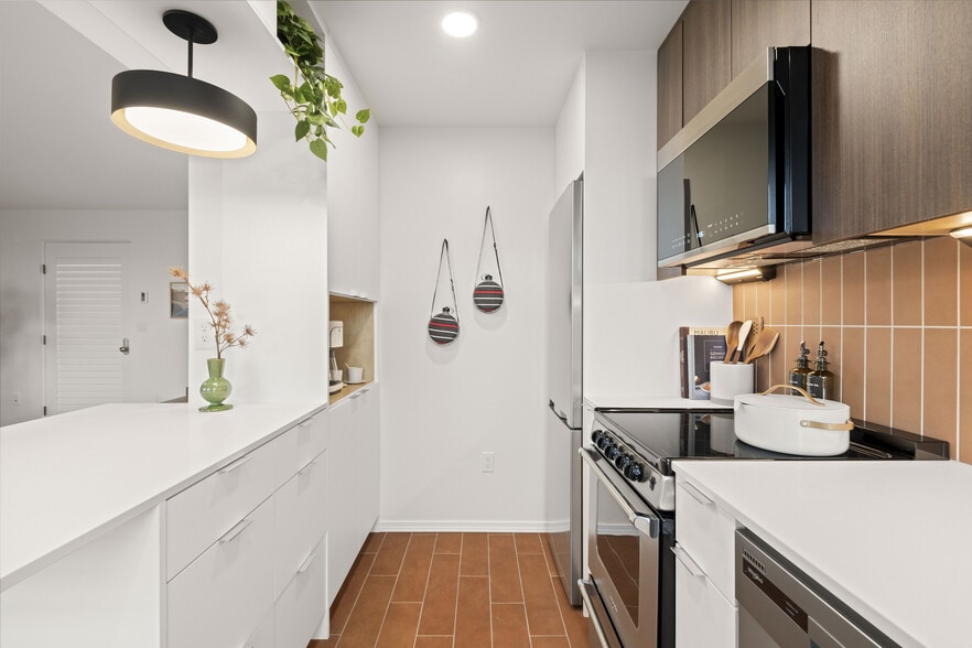 Building Photo - Belroy