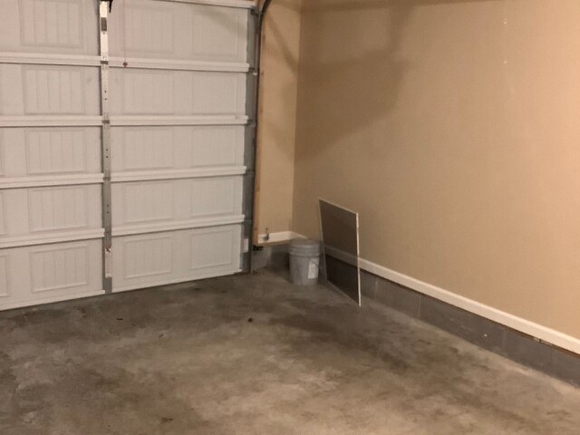 Building Photo - 208 Middle Bridge