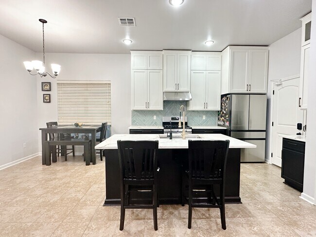 Building Photo - 4847 Juniper Park Dr