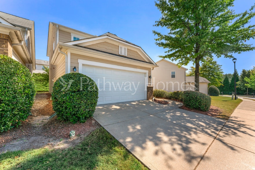 Building Photo - 2059 Appaloosa Way