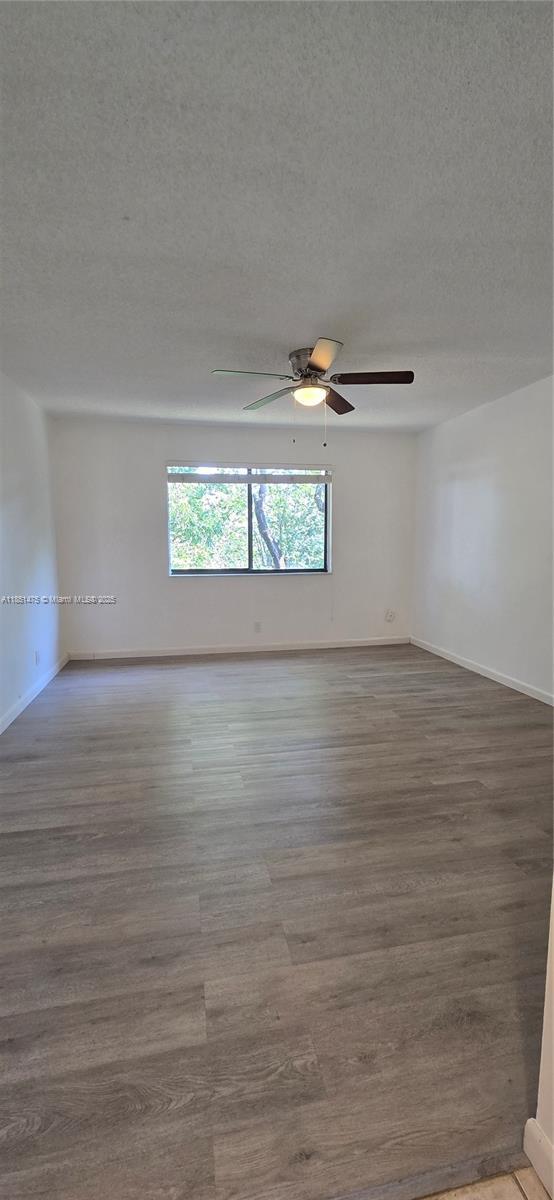 Building Photo - 16541 Blatt Blvd
