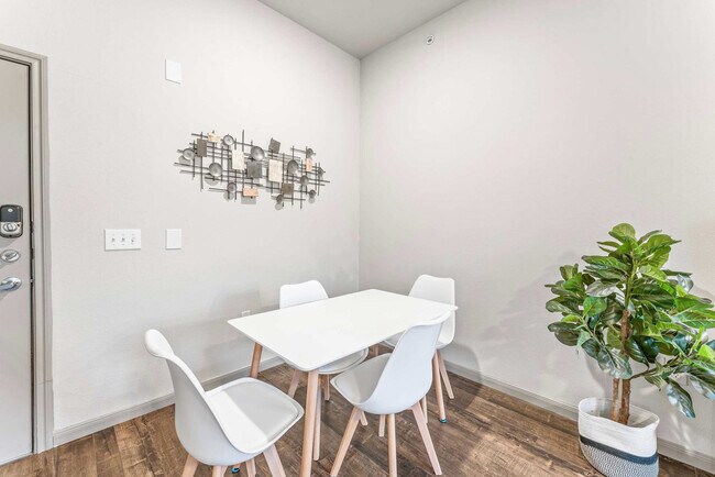 Building Photo - 2301 Grove Blvd