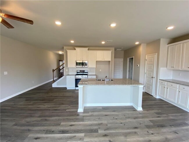 Building Photo - 3761 Prospect Point Dr