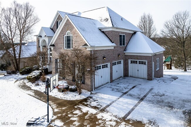 Building Photo - 4025 Meadowvale Ct