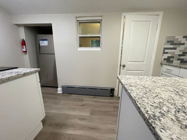Building Photo - Beautiful 4 Bedroom, 1.5 Bath in Chester