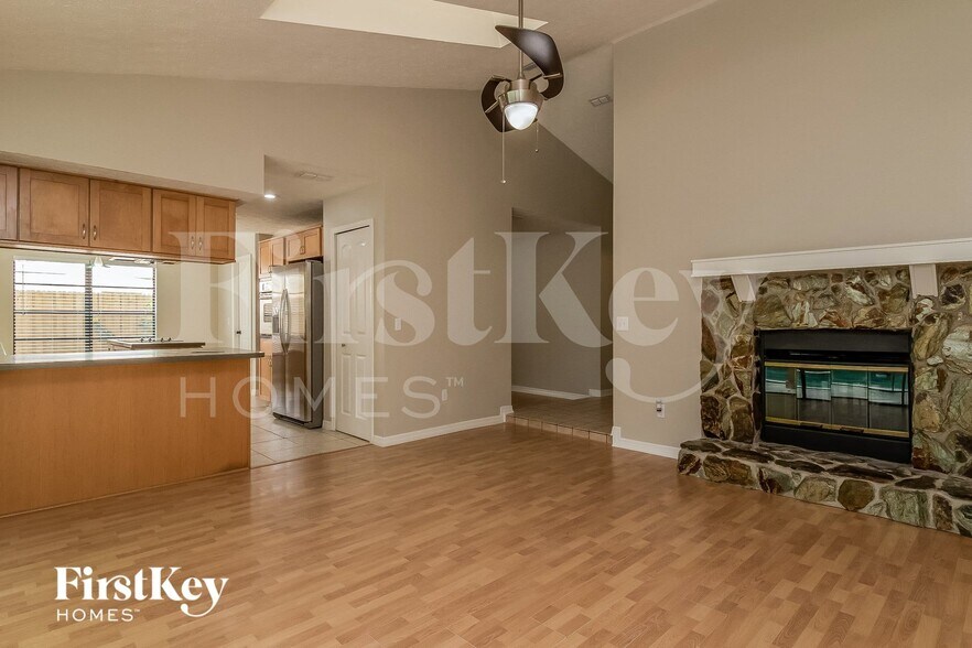 Building Photo - 1448 Monte Lake Dr